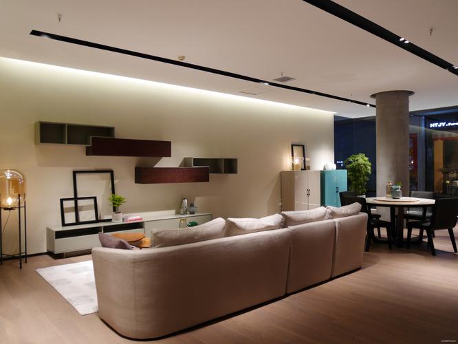 家具展厅设计方案现代极简风格商业展示设计图片赏析